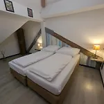 Rur *