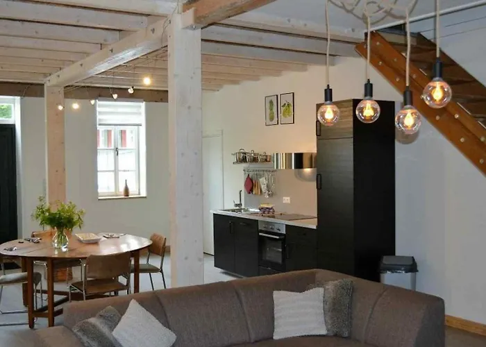 Rur * Μονσάου