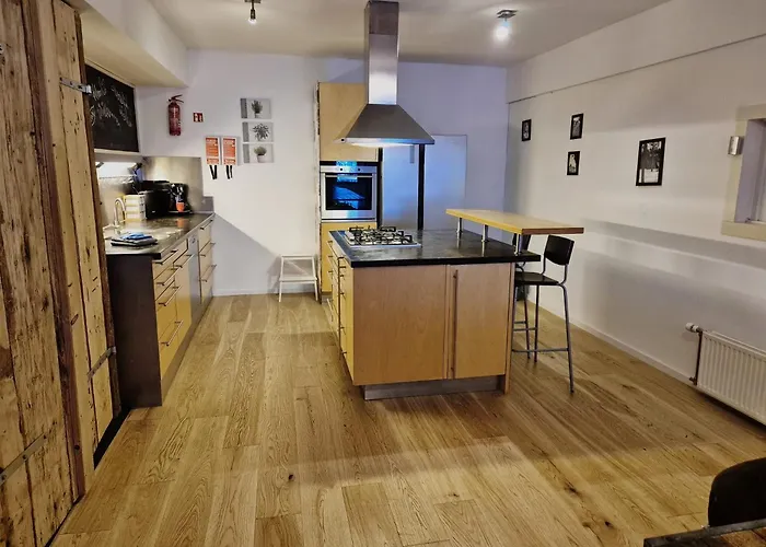 Rur * Μονσάου